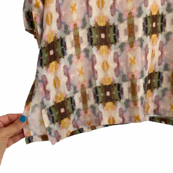 Multicolor Geometric Pattern Tunic Top - Picture 2 of 9